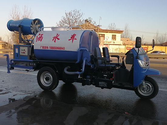 五征霧炮灑水車