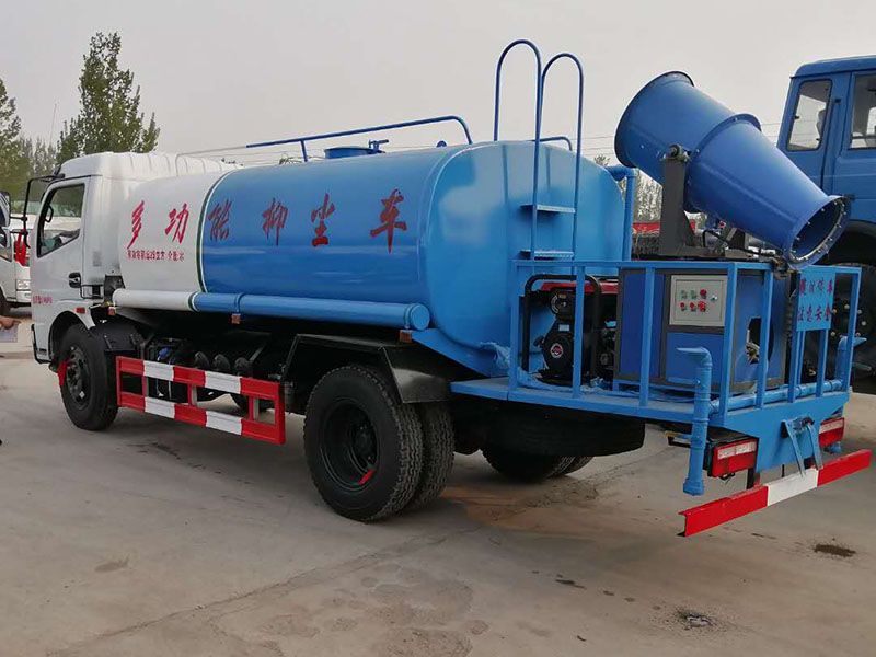 東風(fēng)福瑞卡8立方霧炮灑水車
