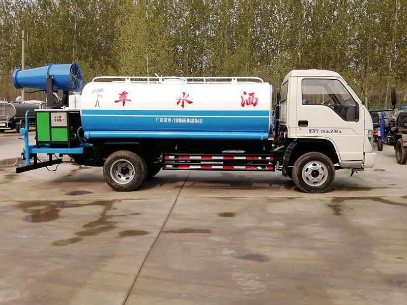 福田5噸霧炮灑水車