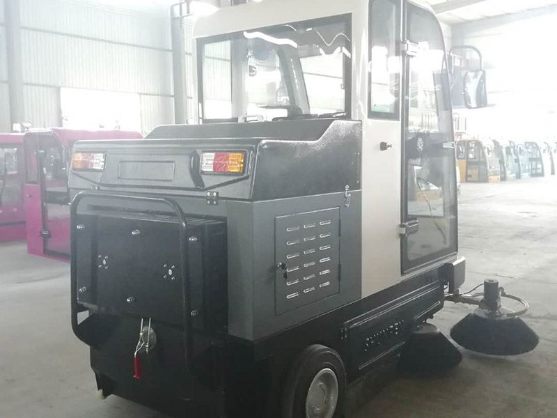 新能源掃地車
