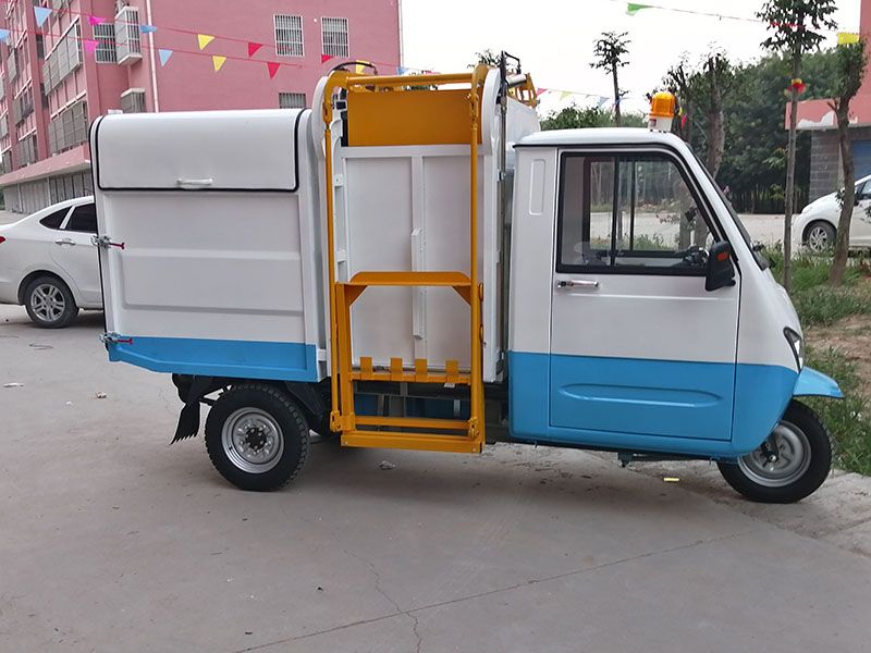 多功能垃圾車(chē)