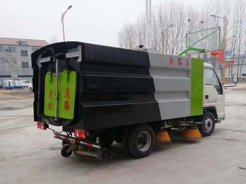 機(jī)動掃地車