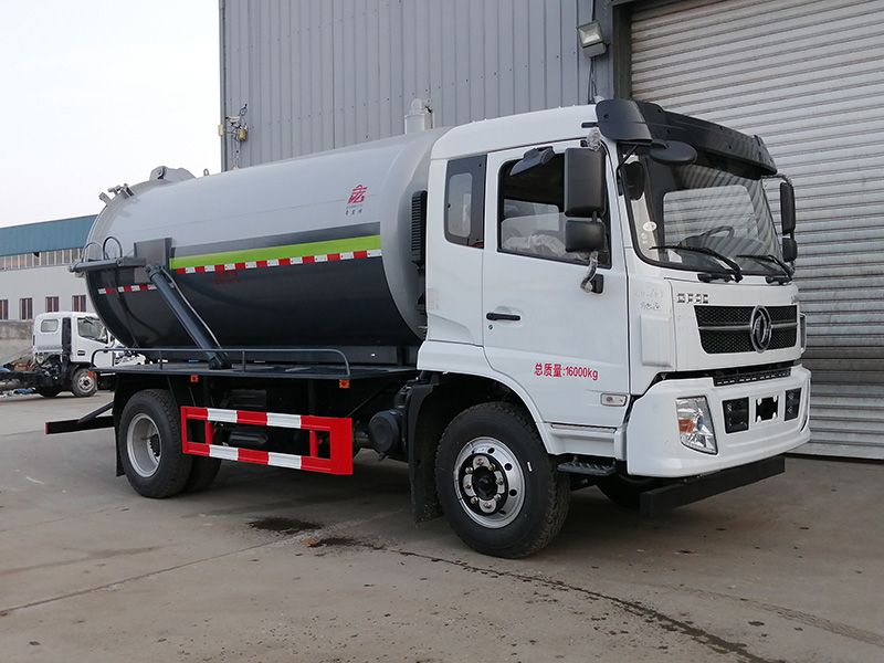 東風(fēng)12立方吸污車